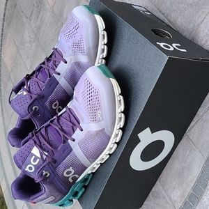 On Running Cloudfow Shoes
